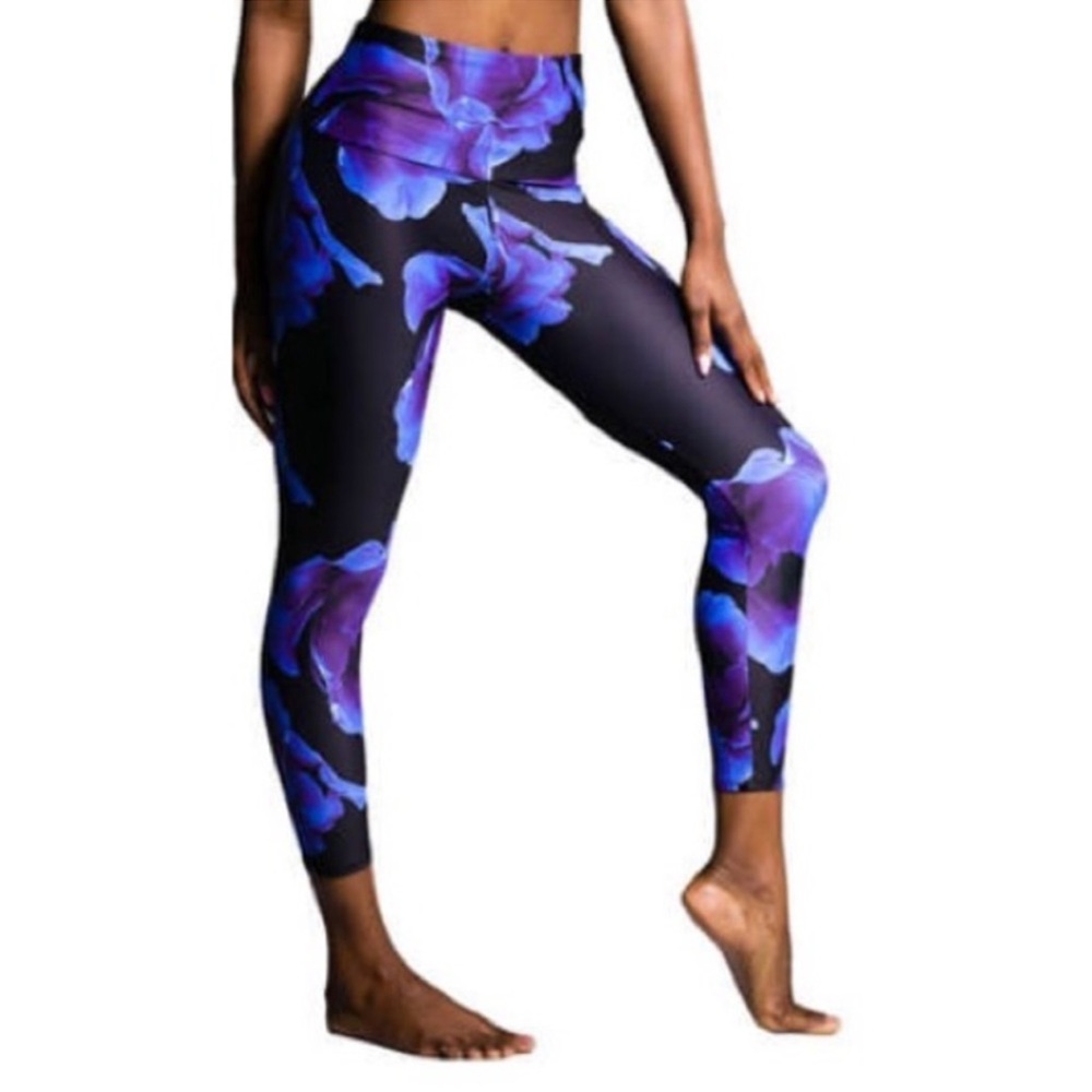 Onzie High Waisted Floral Legging s/m